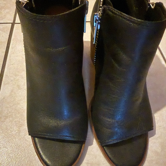 Lucky Brand Black Leather Ankle Boots - Picture 1 of 4